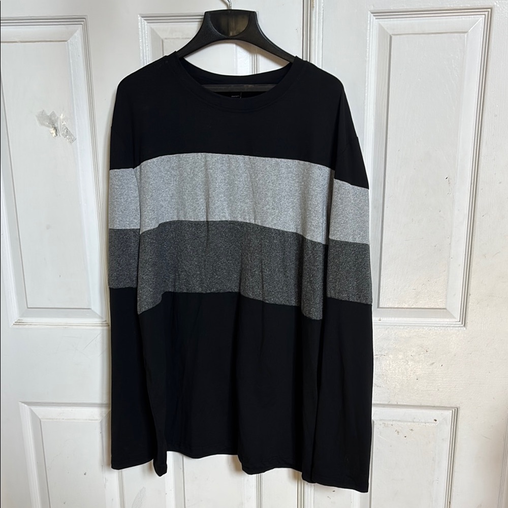Black and Gray Long Sleeve Crew Neck Tee